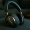 Bowers & Wilkins フラッグシップ ワイヤレス ノイズキャンセリング ヘッドフォン ダーク・フォレスト PX8/DF